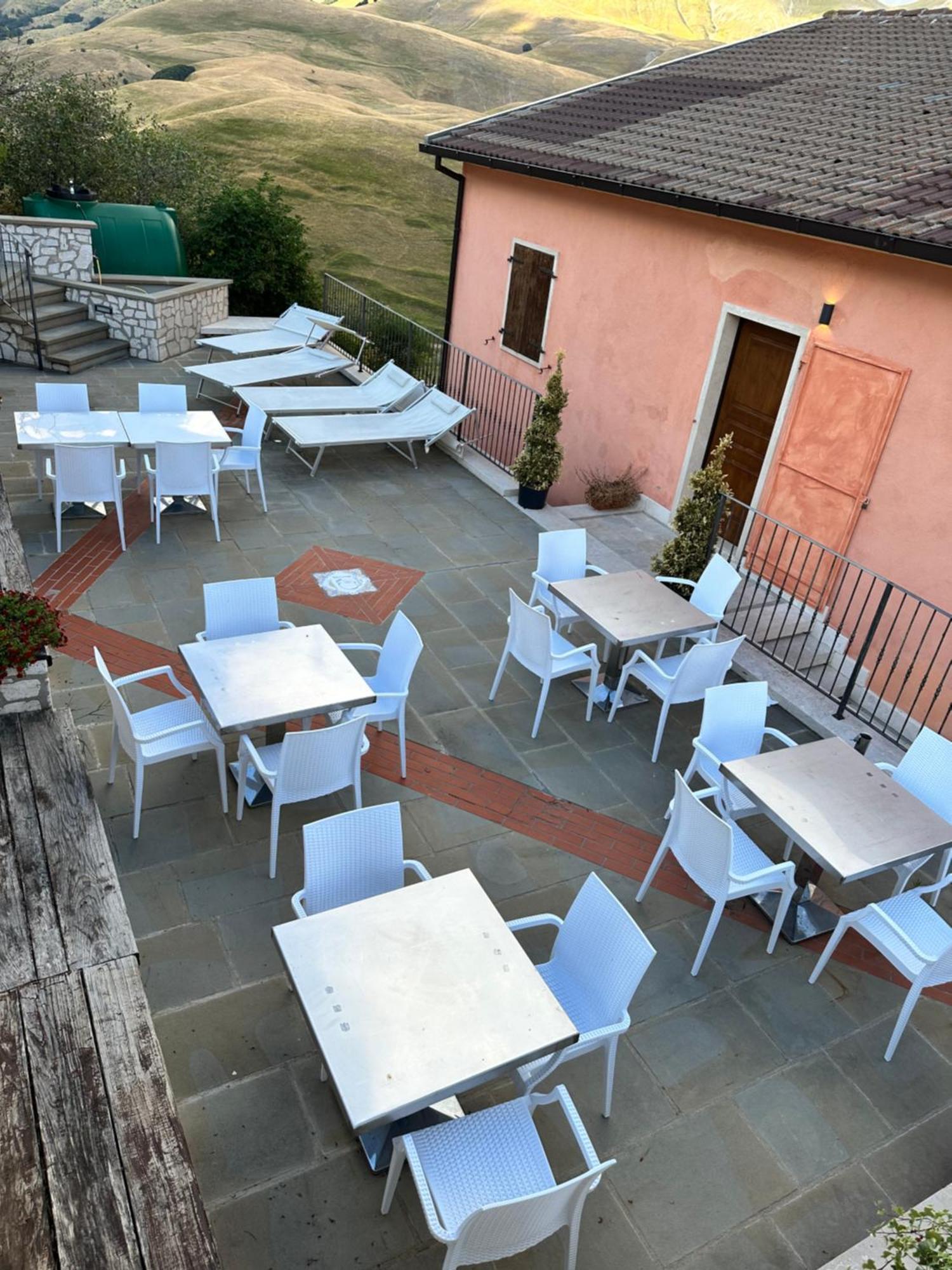 Villa Tardioli Castelluccio  Eksteriør bilde